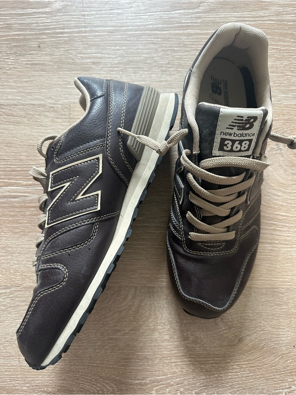 New Balance Men's Dark Brown and Tan Leather Sneakers